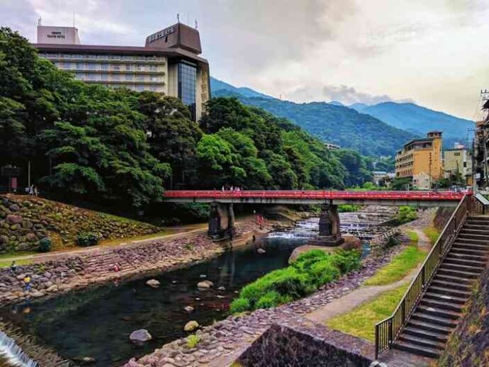 Hakone – Khu du lịch suối nước nóng bật nhất của tỉnh Kanagawa, Nhật Bản